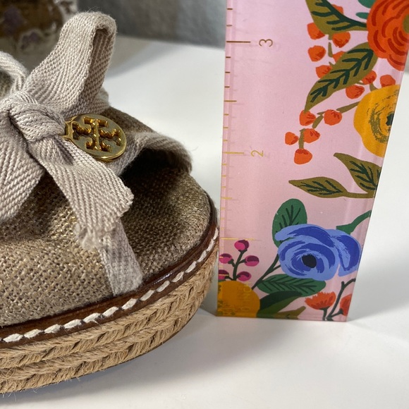 Tory Burch Jackie Peep Toe Espadrille Wedge Tan Gold Metallic Size 8 - Picture 15 of 16